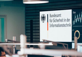 Bundesamt für Sicherheit in der Informationstechnik (BSI : Nationales IT-Lagezentrum
